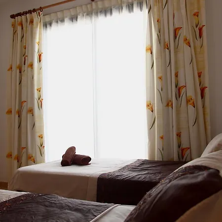 Chloraka Park D101 شقة *