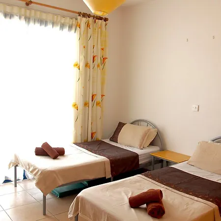 Apartamento Chloraka Park D101